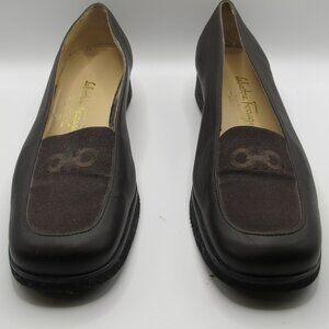 Salvatore Ferragamo dark brown leather flat in 8.5AA